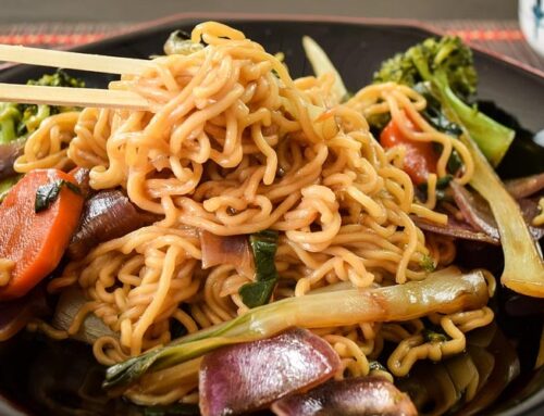 Está sem ideia para o jantar? Vá de Yakissoba