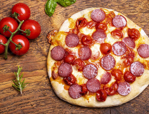 Está pensando no lanche? Que tal uma pizza?