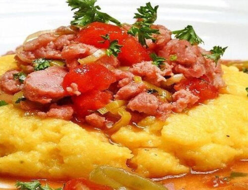 Acompanhamentos incríveis para comer com polenta