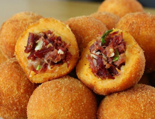 Receita de Bolinho de Aipim com Jerked Beef Juliatto